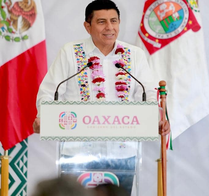 Celebra Gobierno de Oaxaca aprobación de Ley de Revocación de Mandato