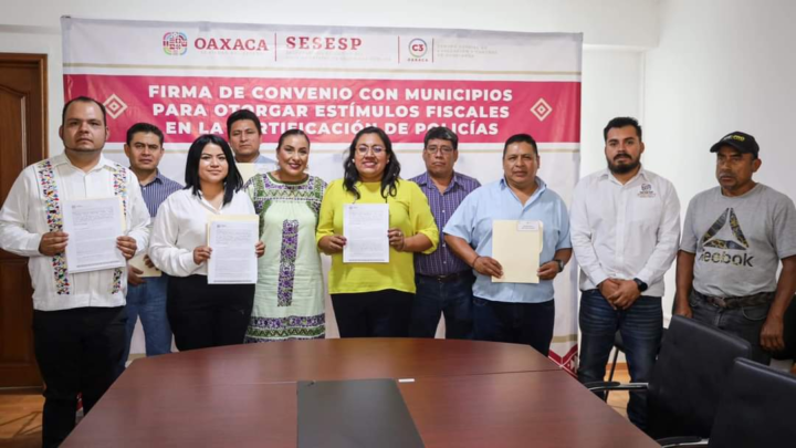 Impulsa Gobierno de Oaxaca certificación de policías municipales