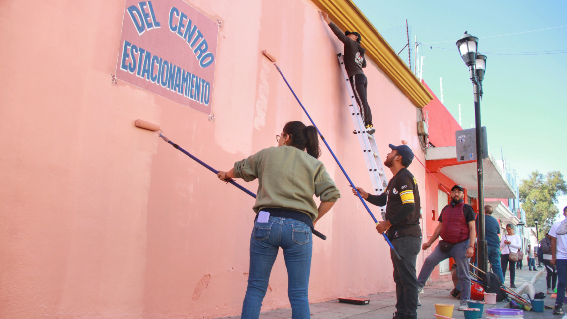 Con Tequio Bienestar embellecen el Centro Histórico, previo a la máxima fiesta oaxaqueña