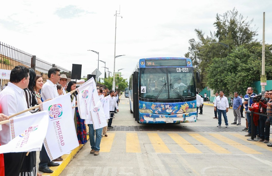 Ofrece Gobierno de Oaxaca transporte gratuito a través de las Rutas Guelaguetza 2023