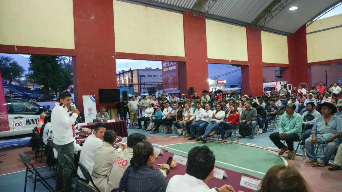 Gobierno de Oaxaca comprometido con la comunidad universitaria en la Sierra Sur