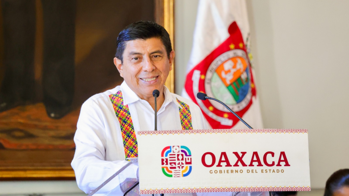 Ratifica Gobierno de Oaxaca respaldo a los nuevos libros de texto elaborados por la SEP