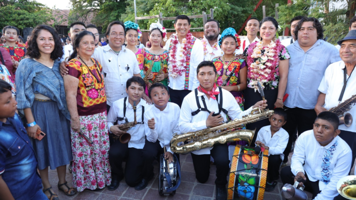 Comprometen Gobiernos de Oaxaca y Federal acciones de promoción y fortalecimiento cultural