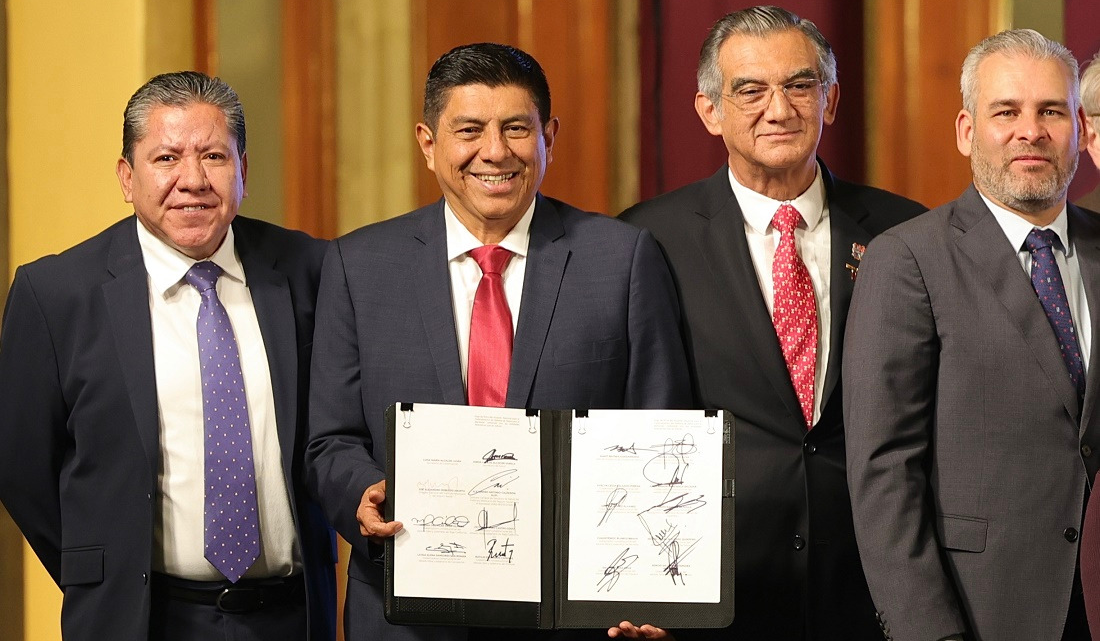 Firma Oaxaca Acuerdo Nacional para la Federalización del Sistema de Salud para el Bienestar