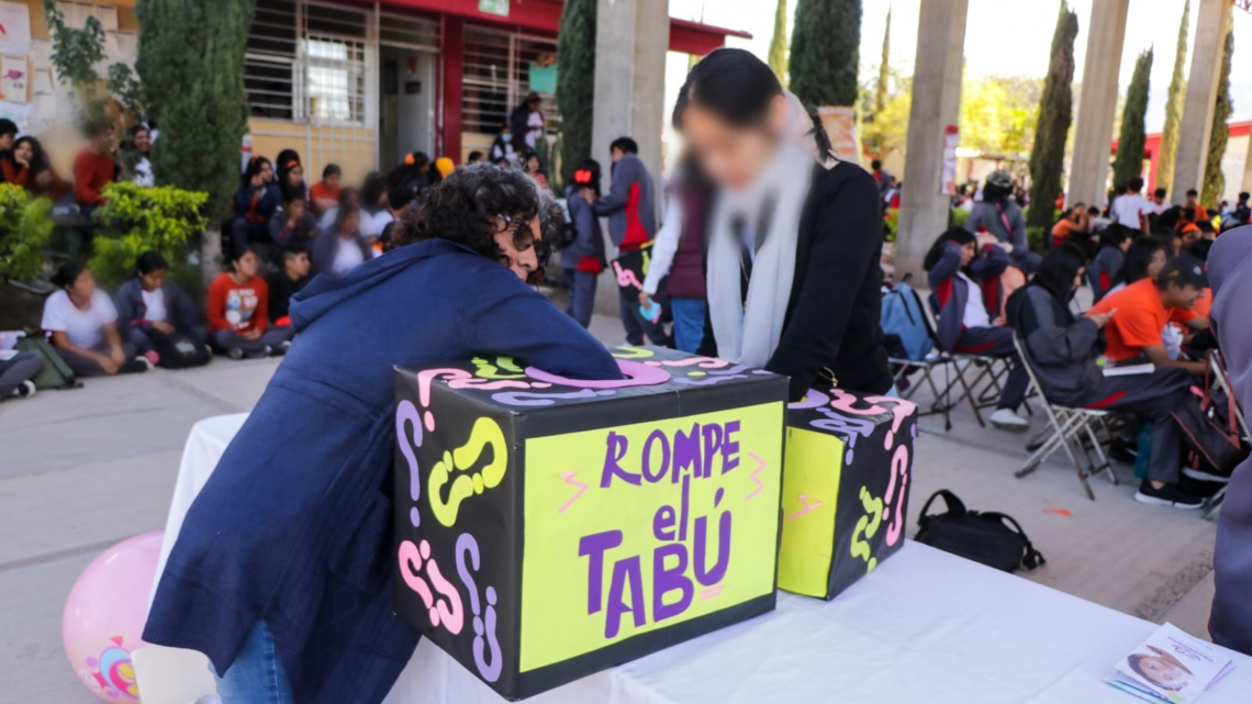 Rompe el Tabú llega a siete instituciones educativas de los Valles Centrales