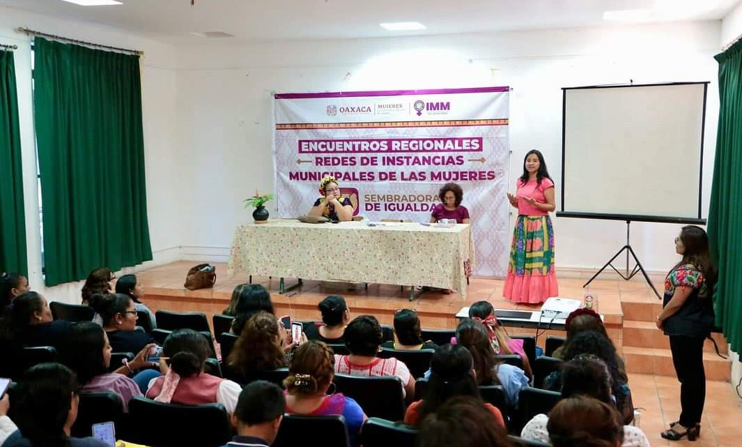 Fortalecen acciones de prevención y erradicación de violencias de género en Juchitán